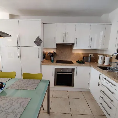 R1371 Capistrano Playa 417 *