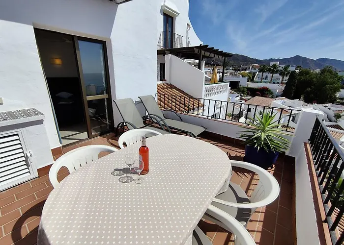 R1371 Capistrano Playa 417 Apartment Nerja
