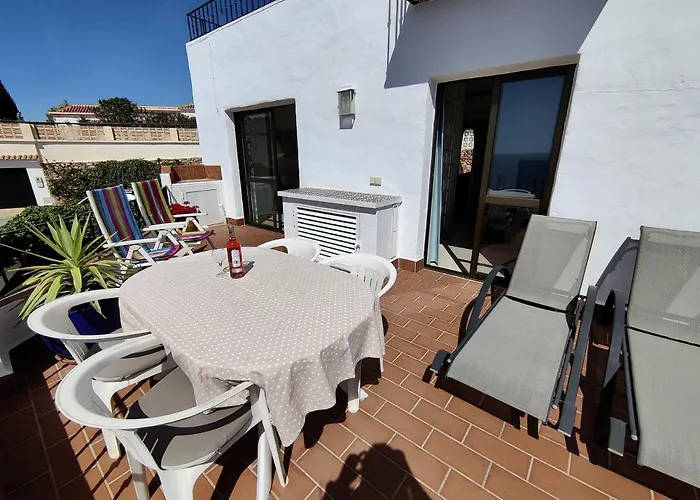 R1371 Capistrano Playa 417 Apartment Nerja