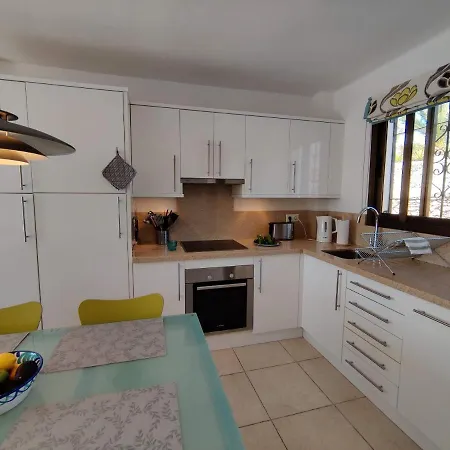 R1371 Capistrano Playa 417 Lägenhet Nerja